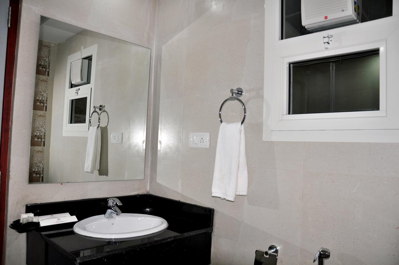 Jyothis Residency Hotel Kolluru Exterior photo